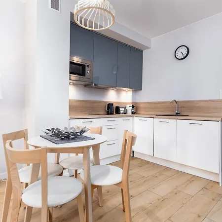 Kolobrzegu By Jantar *